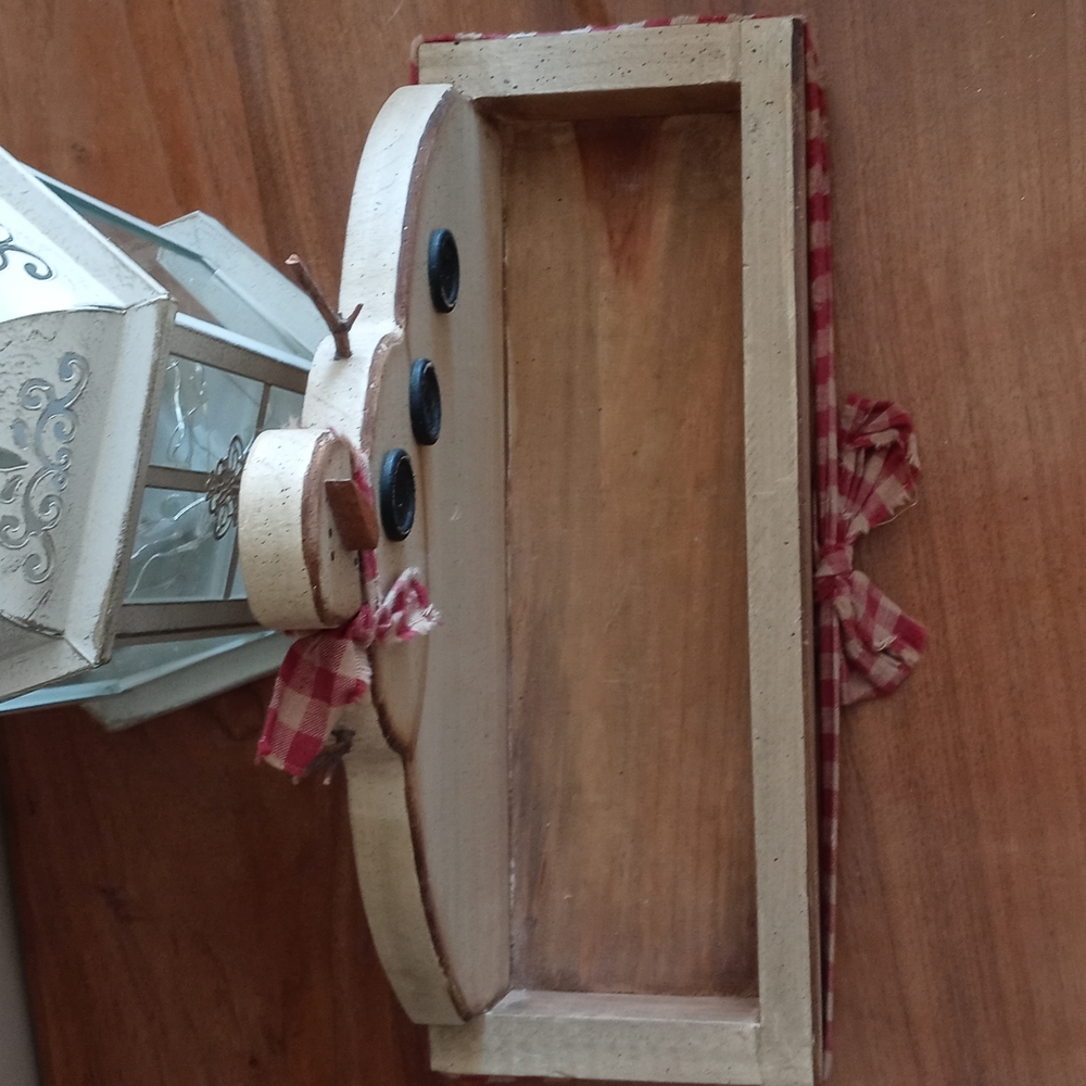 Wooden Snowman Box - Picture 2 of 5